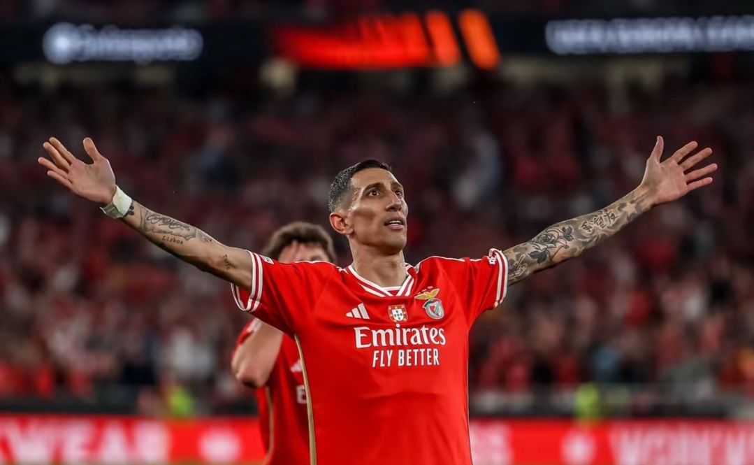 雷竞技入口 -里程碑夜皇家社会强势反弹;足总杯关键时刻刷纪录;目标明确;身体对抗强度拉满(足总杯决赛曼城曼联)